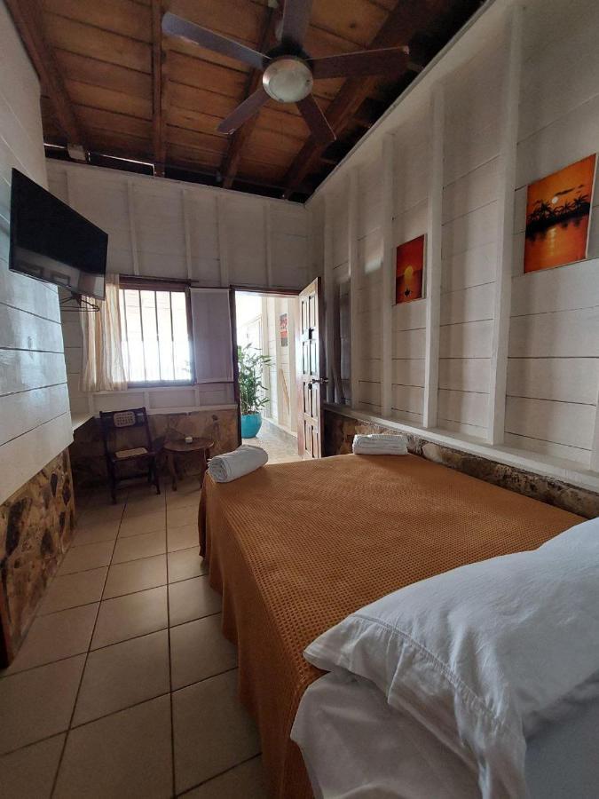 Sunset Bay B&B Brig Bay Buitenkant foto